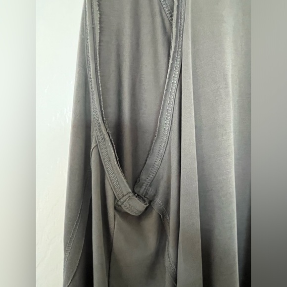 Grey racer back dressy tank - Picture 4 of 4